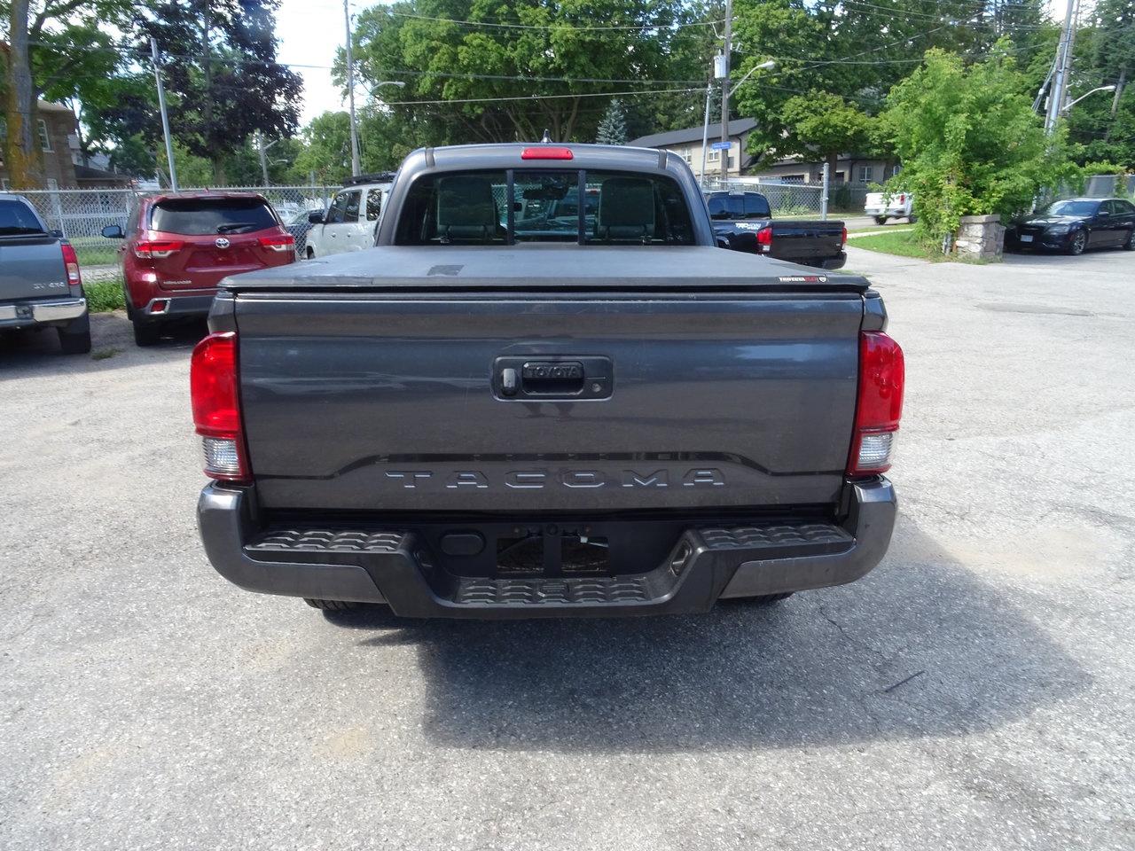 2018 Toyota Tacoma SR+ Photo