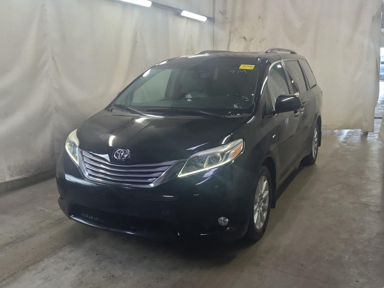 Used 2017 Toyota Sienna 5dr XLE 7-Pass All-wheel Drive for sale in Winnipeg, MB