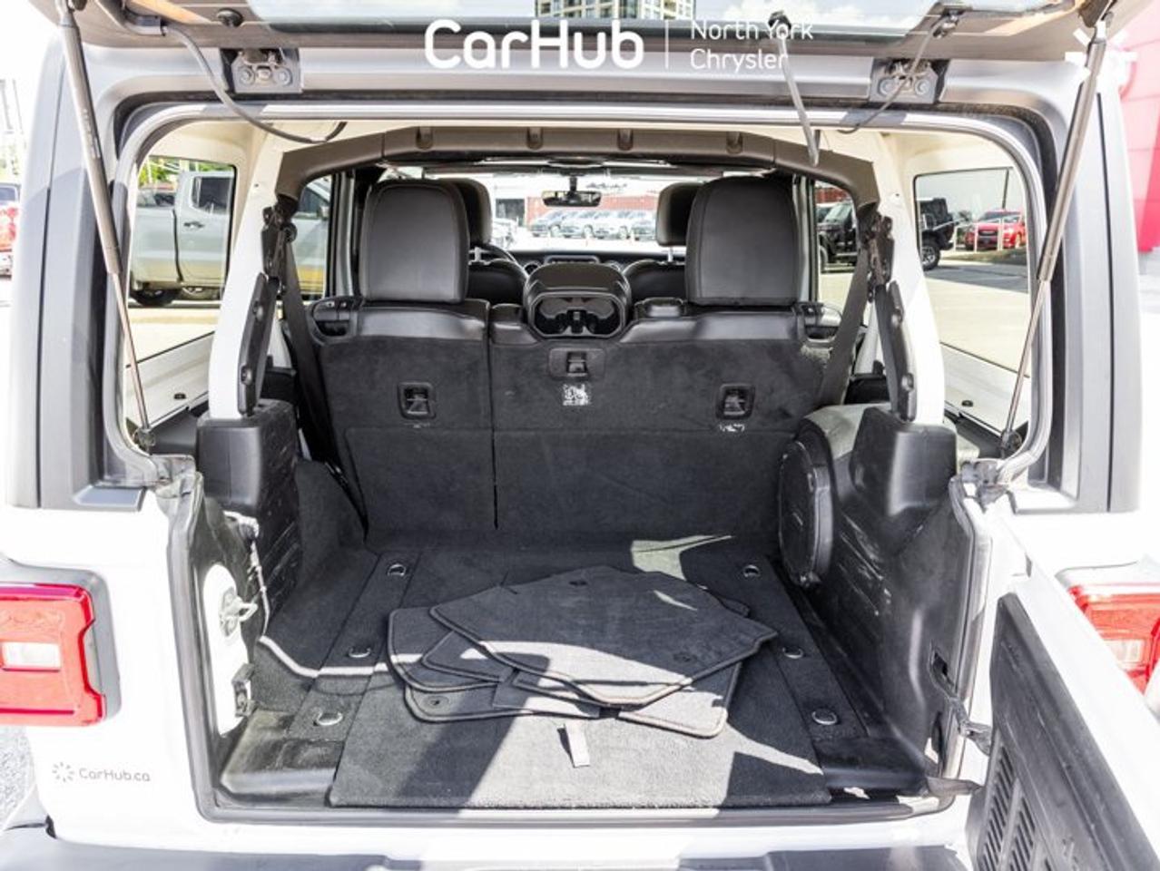 2018 Jeep Wrangler Unlimited Sahara Uconnect 4C NAV&Sound Group LED Lighting Group Cold Weather Group Leather Seats Photo