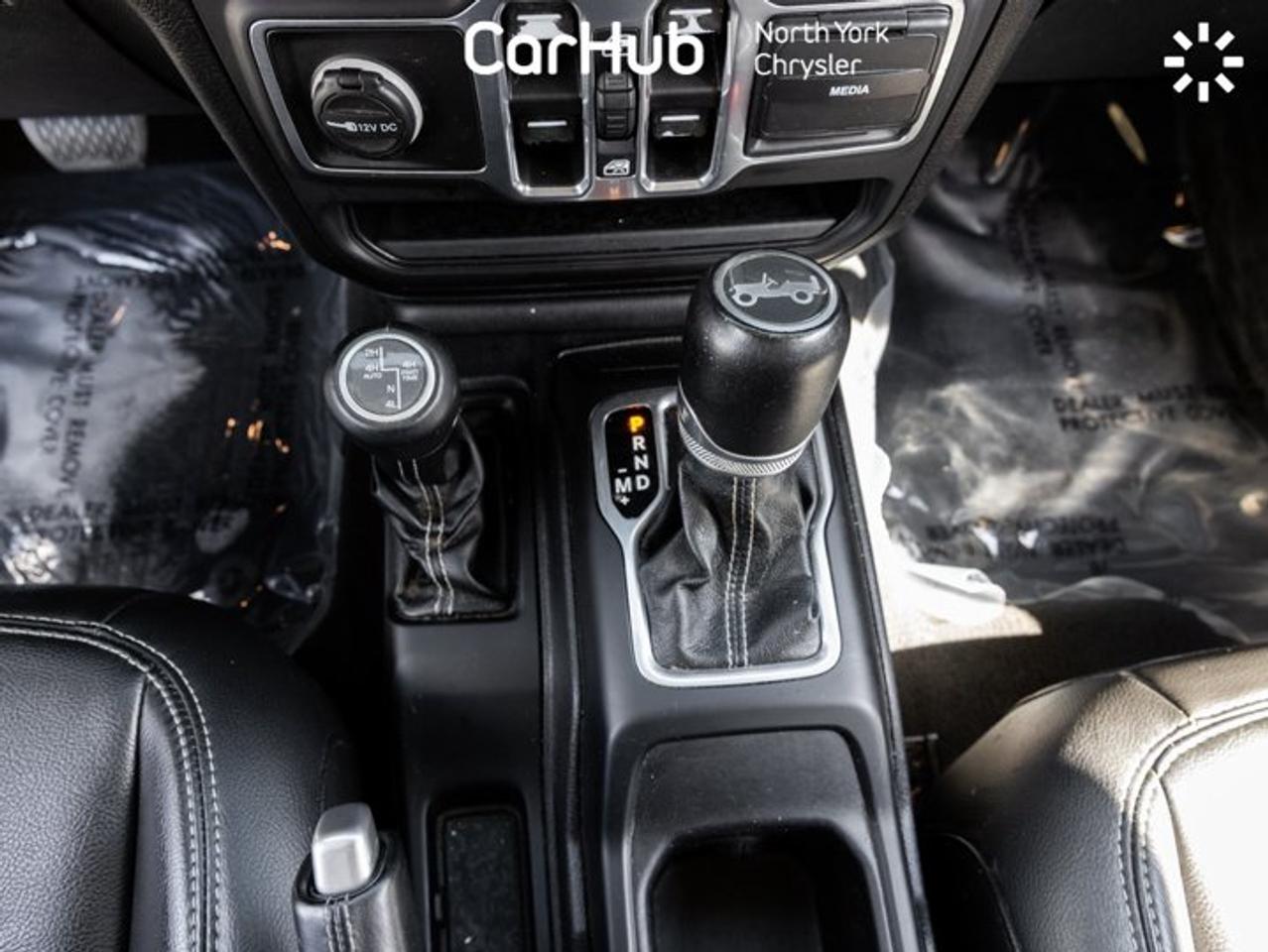 2018 Jeep Wrangler Unlimited Sahara Uconnect 4C NAV&Sound Group LED Lighting Group Cold Weather Group Leather Seats Photo