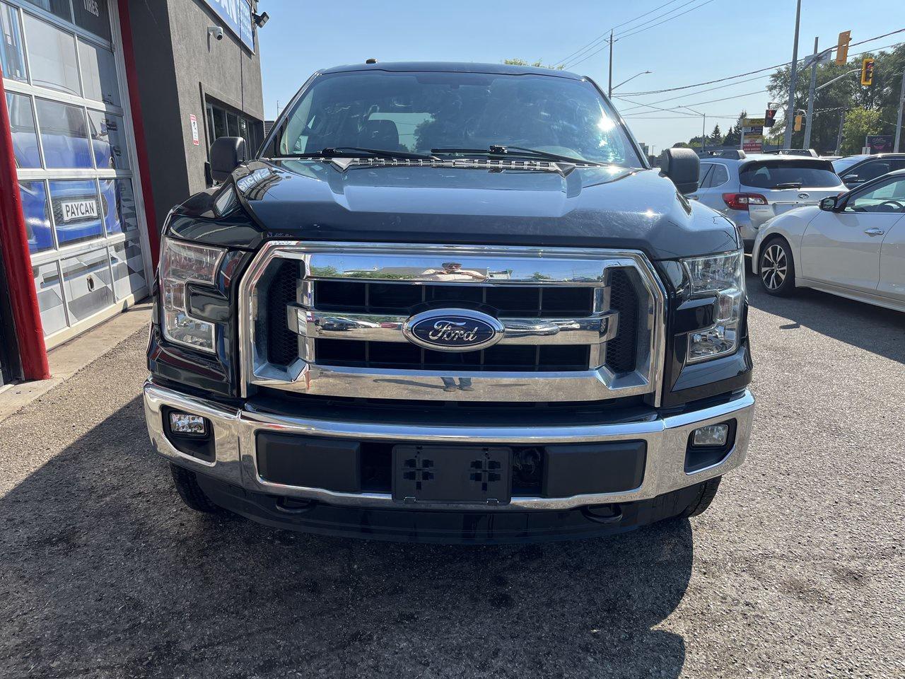 2016 Ford F-150 XLT Photo1