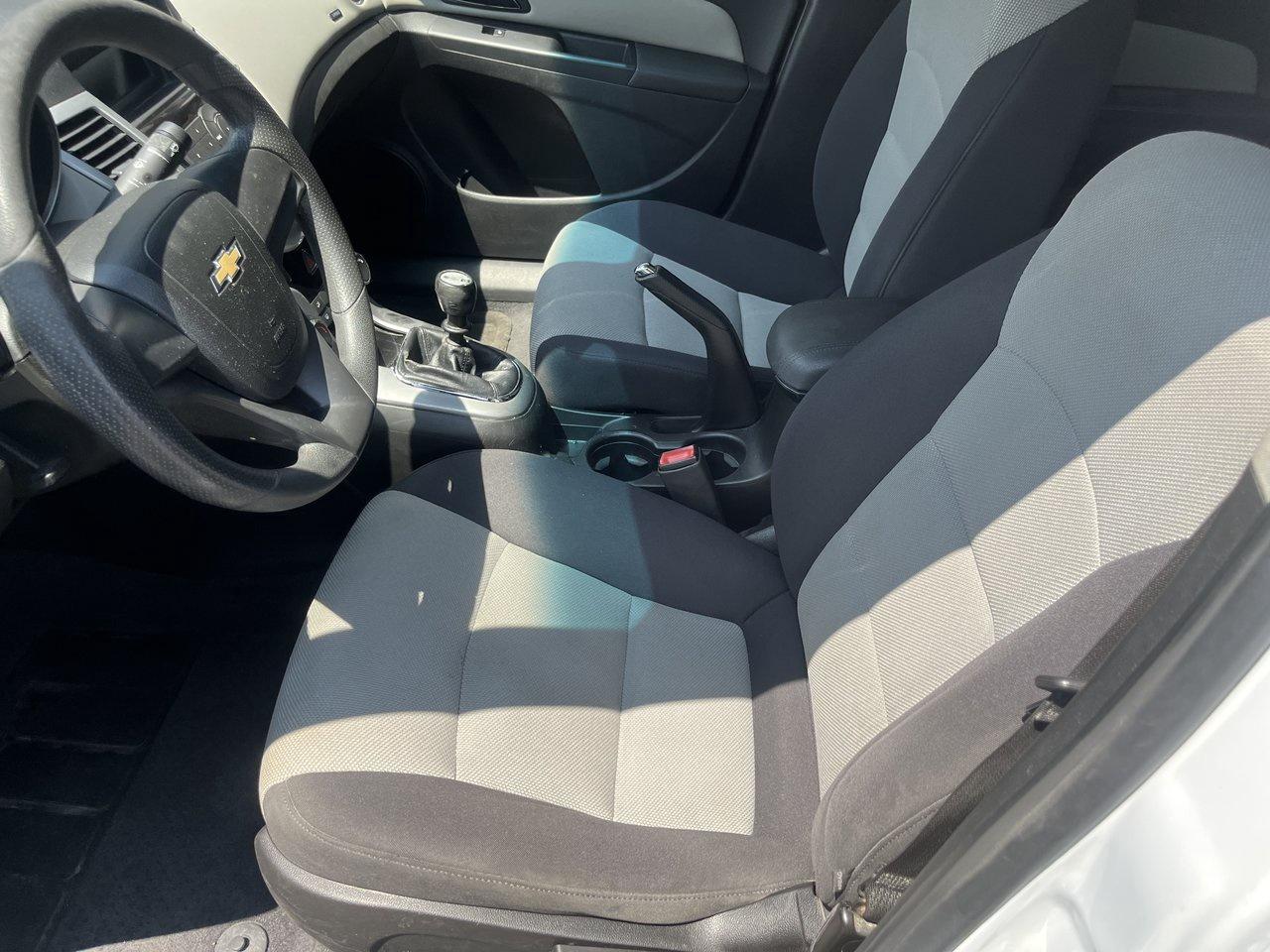 2012 Chevrolet Cruze LS+ w/1SB Photo