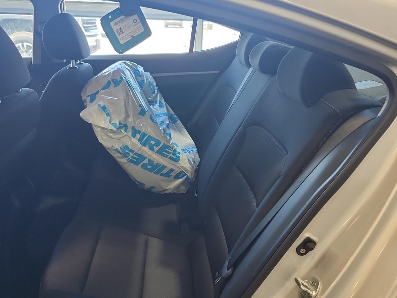 2018 Hyundai Elantra GL Photo