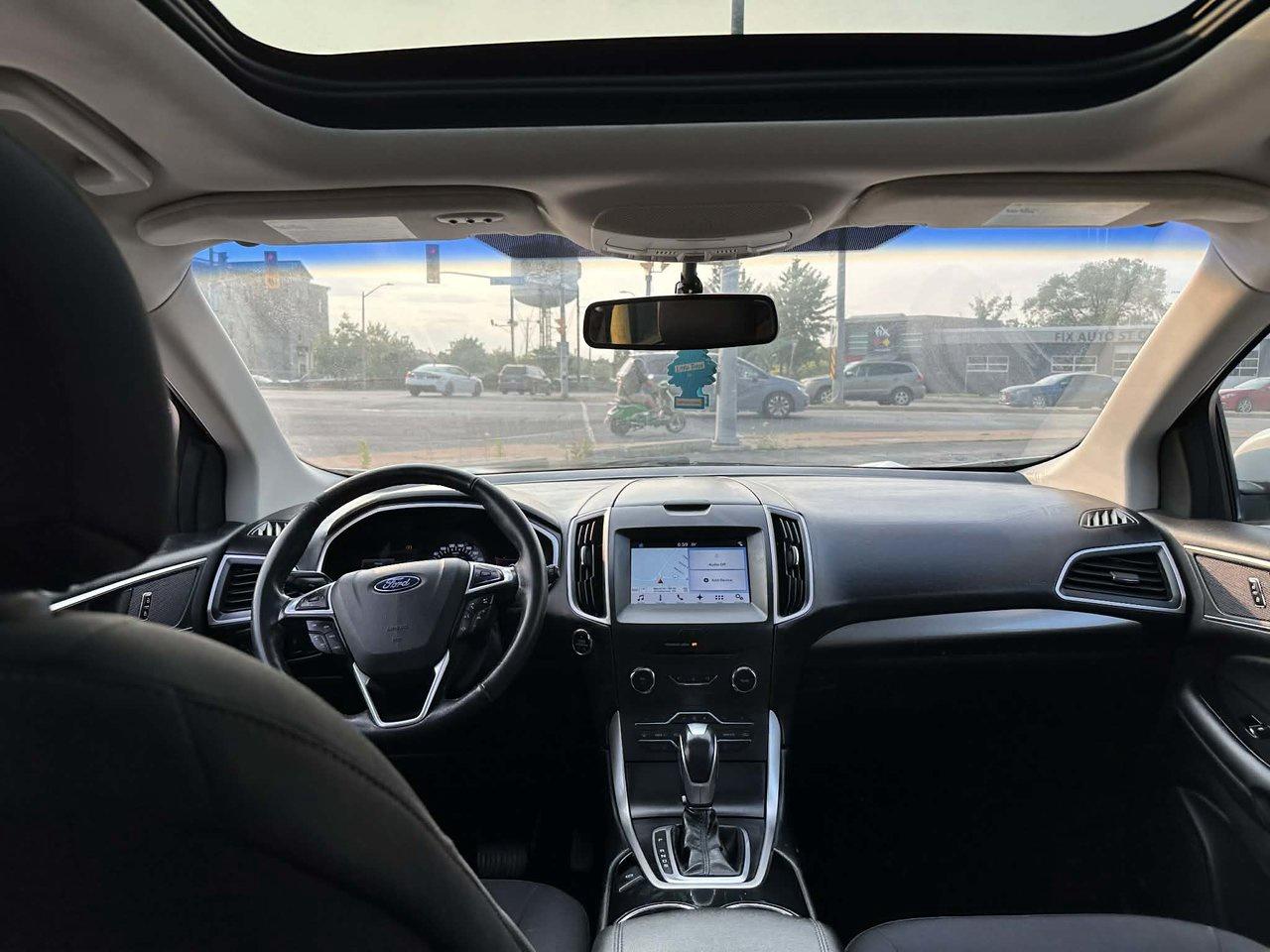 2016 Ford Edge SEL Photo