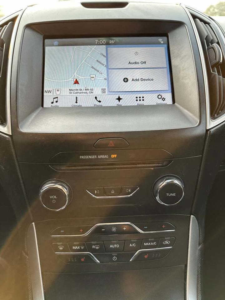 2016 Ford Edge SEL Photo