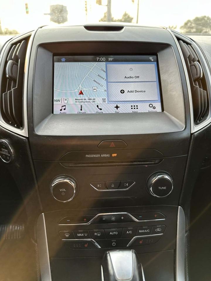 2016 Ford Edge SEL Photo