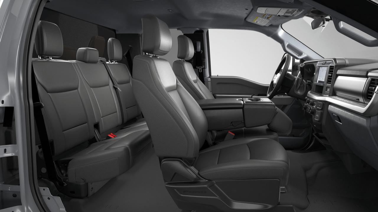 2026 Ford Super Duty F-250 XLT Photo