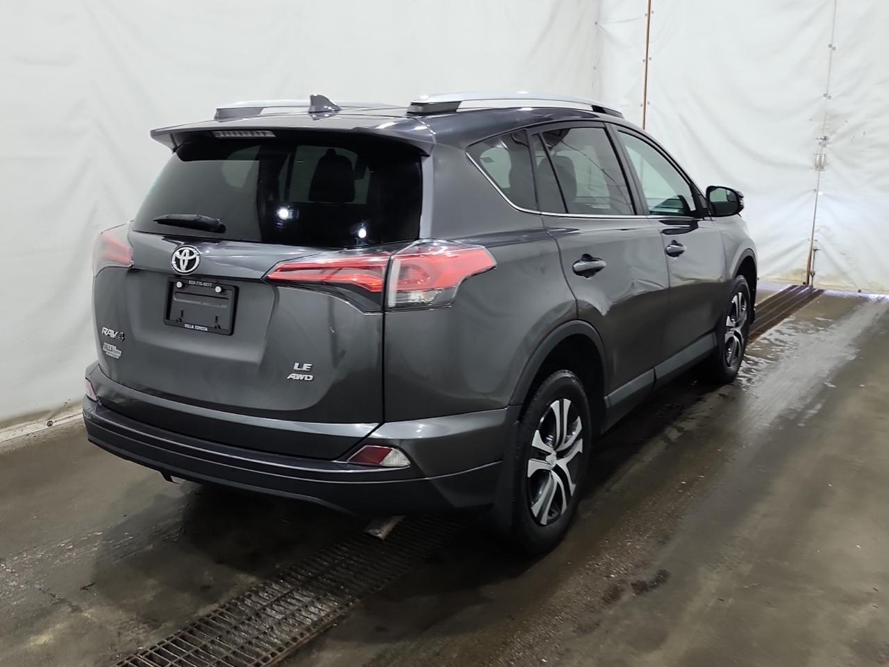 2016 Toyota RAV4 LE  Drive Train - All Wheel Photo