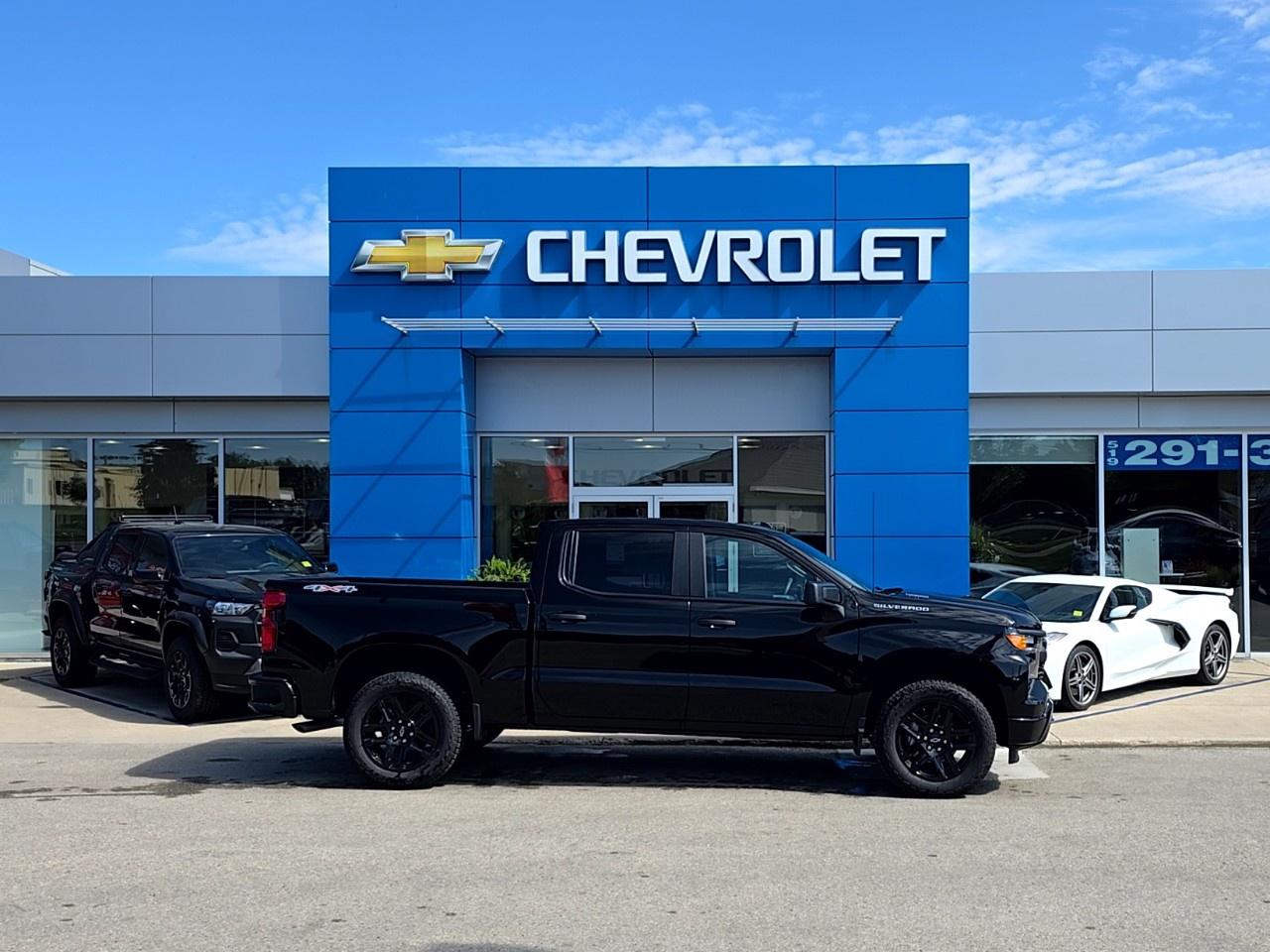 2026 Chevrolet Silverado 1500 Crew Cab Short Box 4-Wheel Drive Custom Photo5