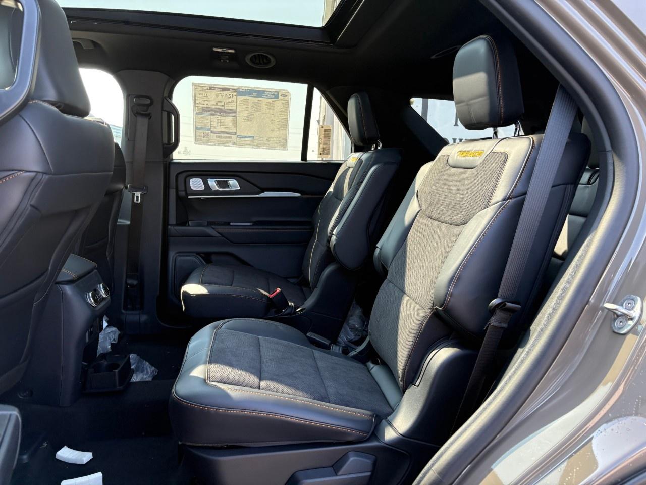 2026 Ford Explorer Tremor 4WD Photo