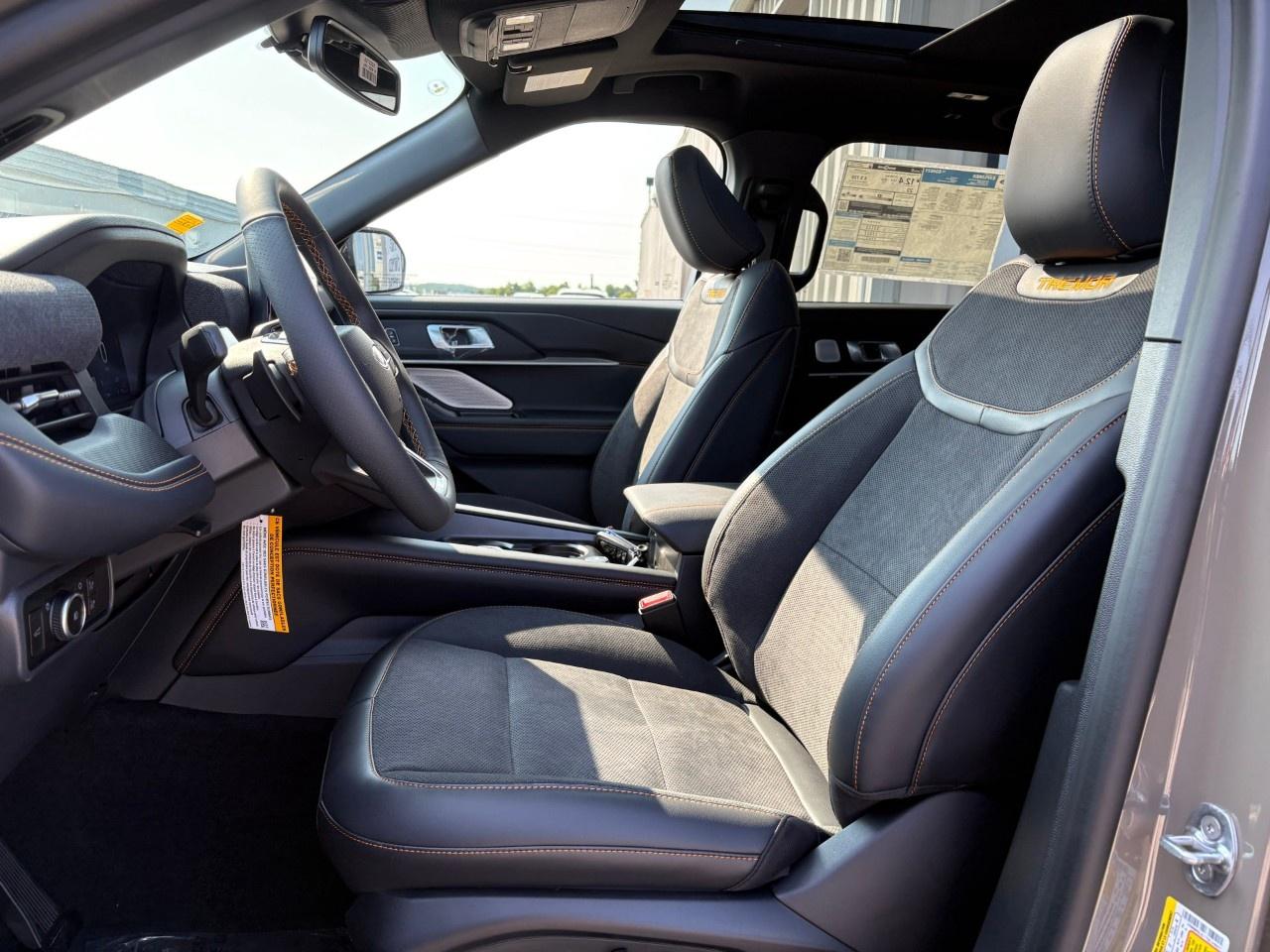 2026 Ford Explorer Tremor 4WD Photo