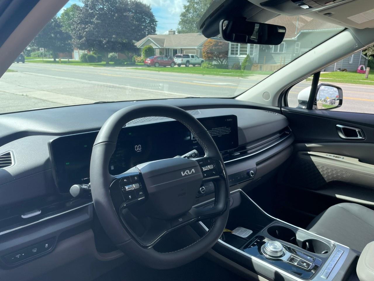 2027 Kia Carnival Hybrid EX FWD Photo