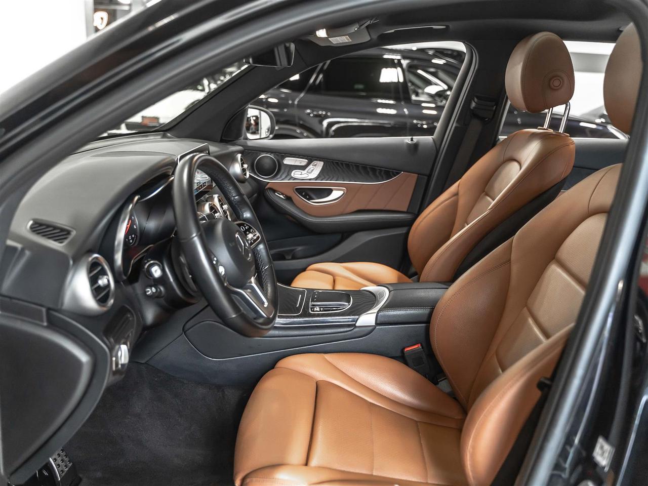 2022 Mercedes-Benz GLC GLC 300|AMG Night Package|Accident Free|Canadian Vehicle Photo