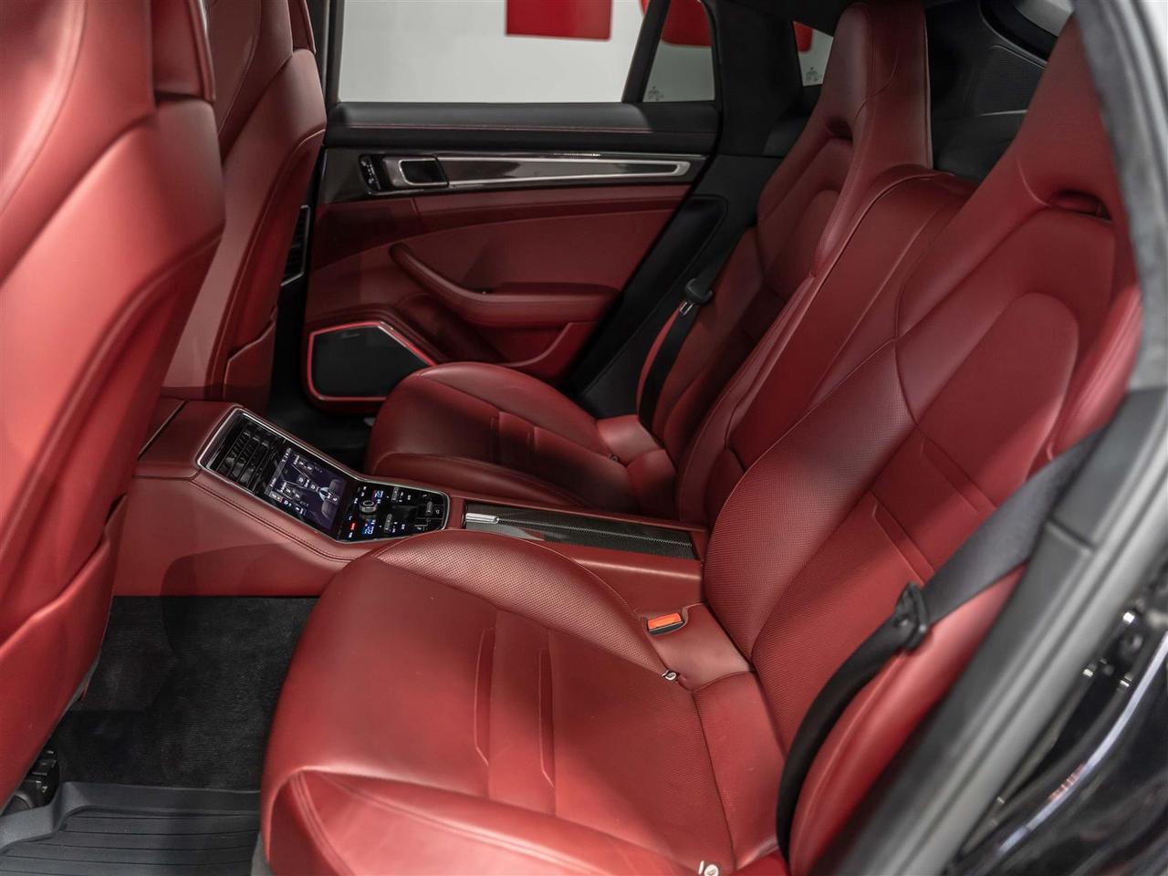 2018 Porsche Panamera Turbo|Premium Plus|Sport Exhaust|Burmester High-End|Sport Chrono|Carbon Interior Photo