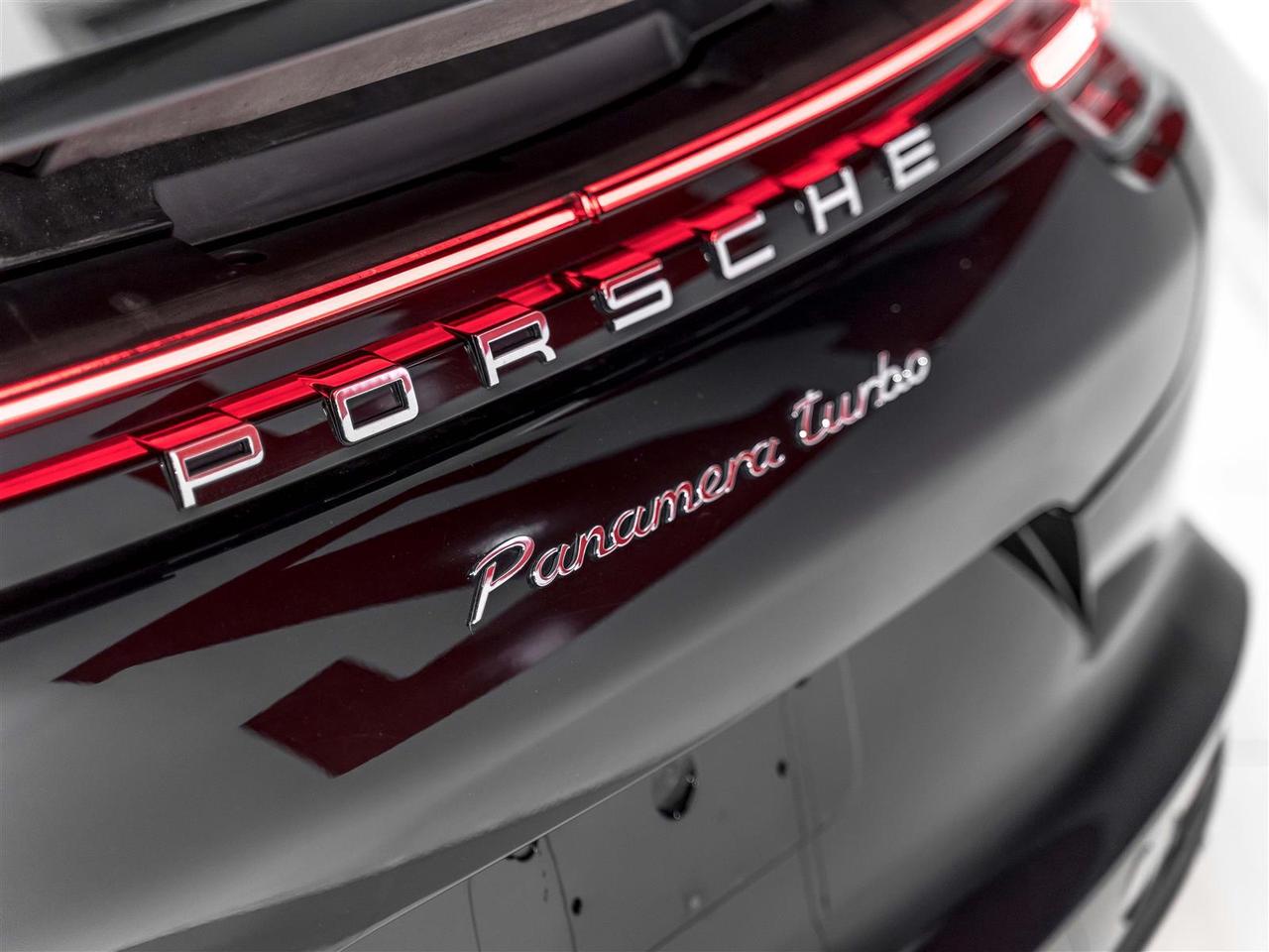 2018 Porsche Panamera Turbo|Premium Plus|Sport Exhaust|Burmester High-End|Sport Chrono|Carbon Interior Photo
