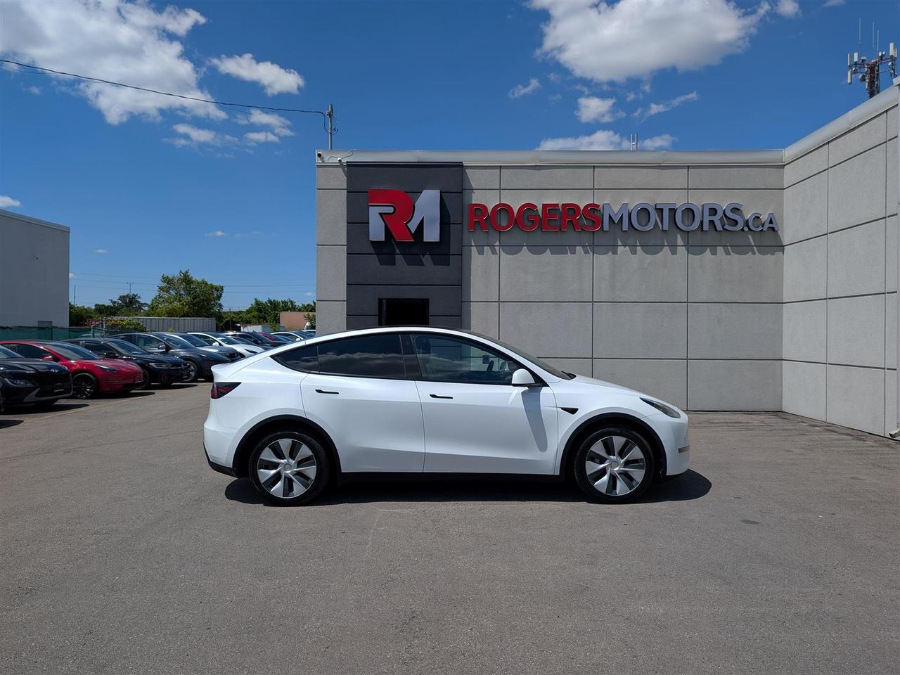 2022 Tesla Model Y LONG RANGE AWD - DUAL MOTOR Photo