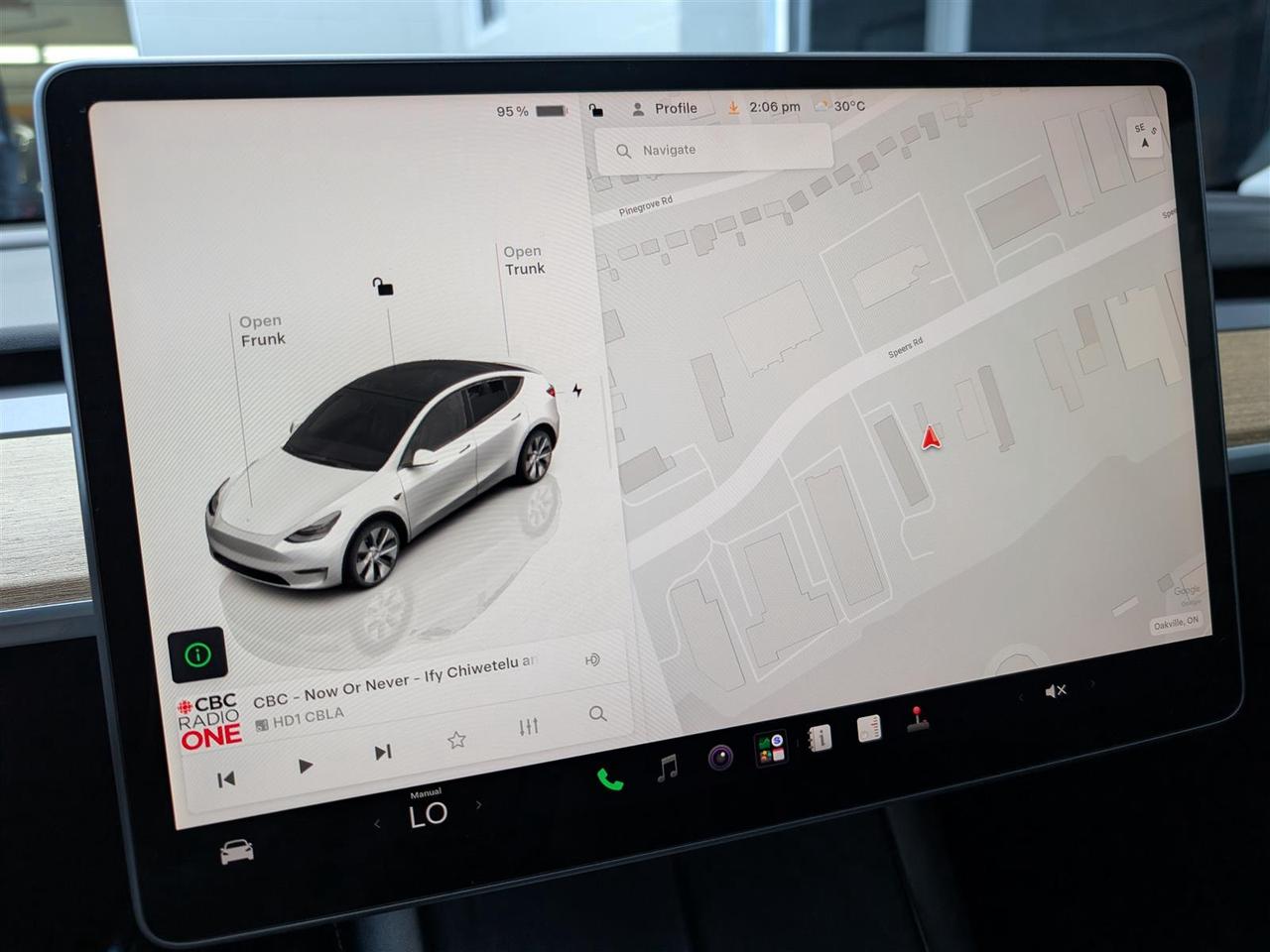 2022 Tesla Model Y LONG RANGE AWD - DUAL MOTOR Photo