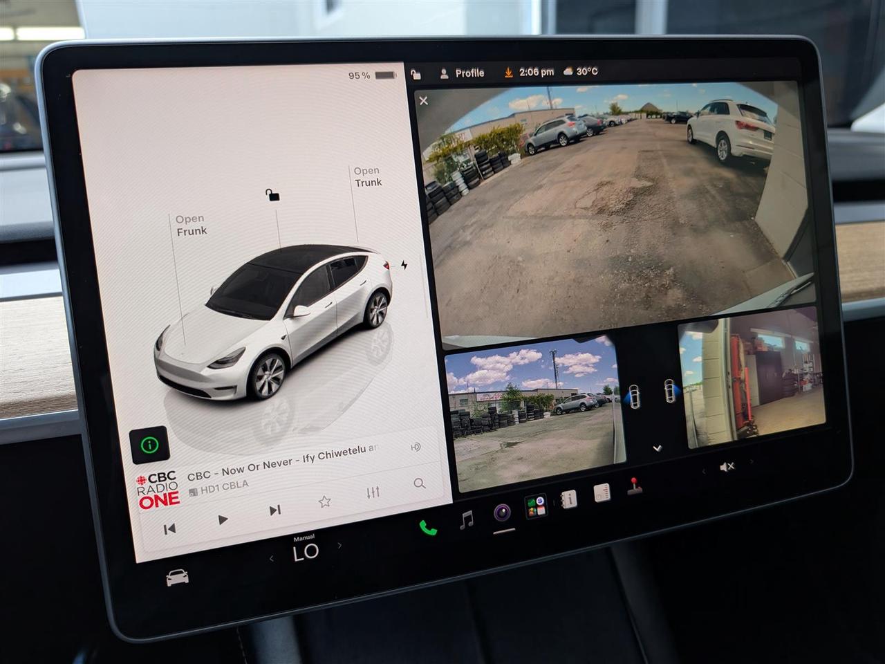 2022 Tesla Model Y LONG RANGE AWD - DUAL MOTOR Photo