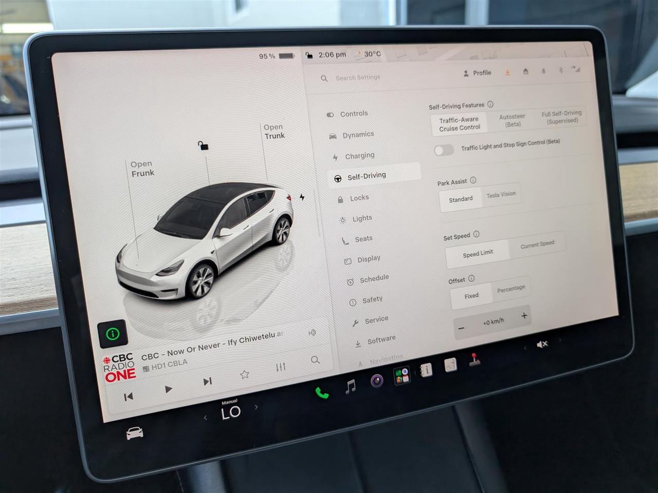 2022 Tesla Model Y LONG RANGE AWD - DUAL MOTOR Photo