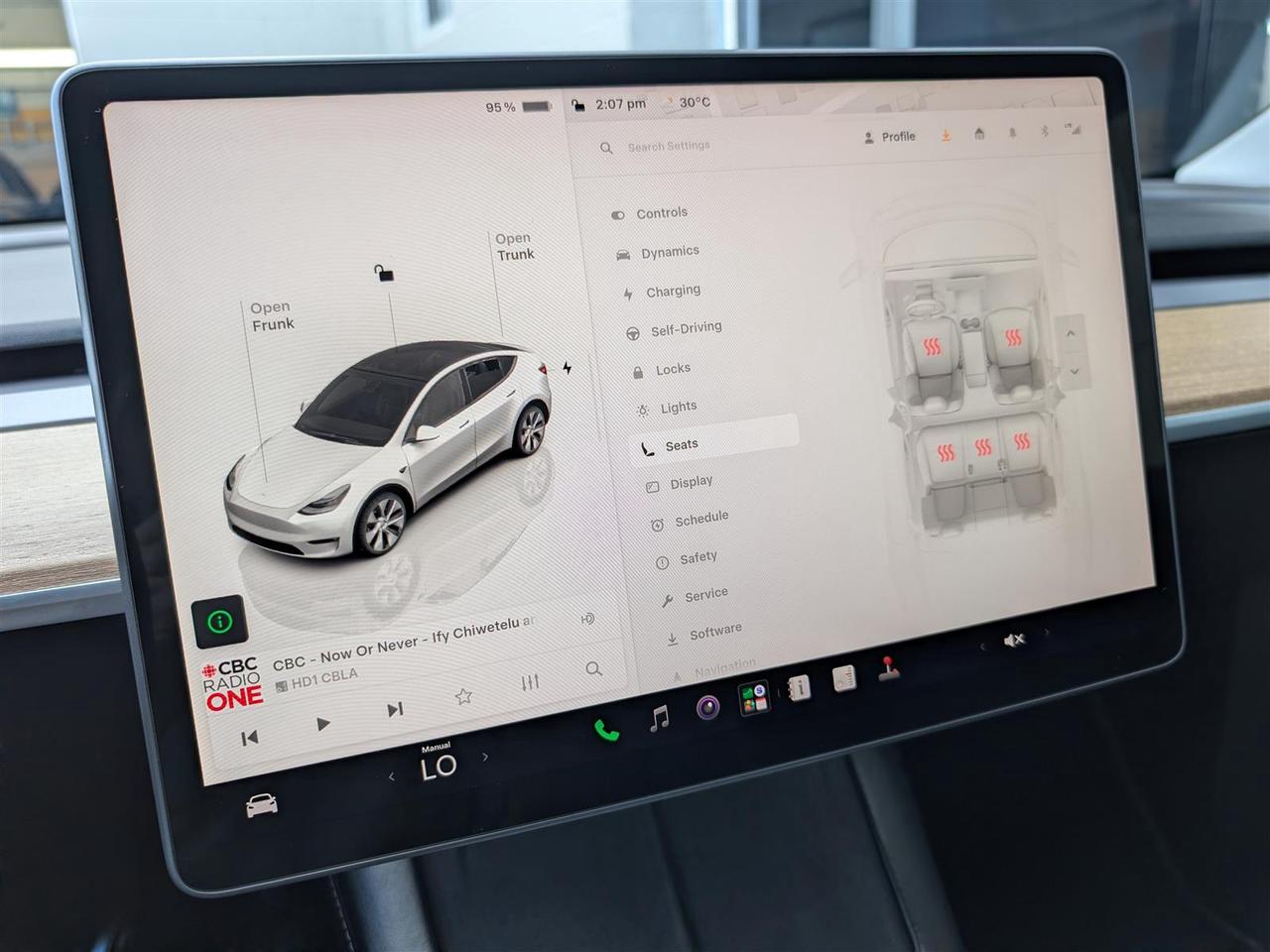 2022 Tesla Model Y LONG RANGE AWD - DUAL MOTOR Photo