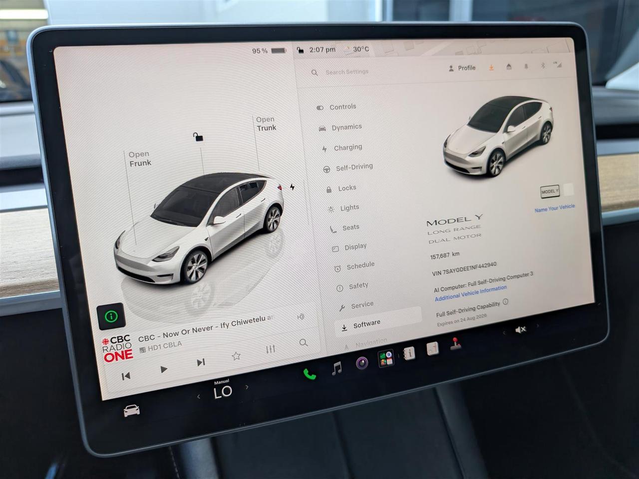 2022 Tesla Model Y LONG RANGE AWD - DUAL MOTOR Photo