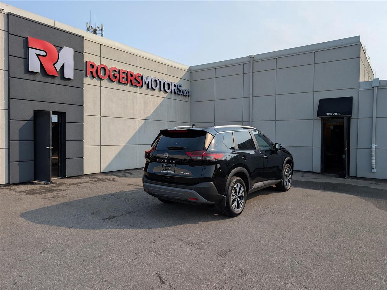 2023 Nissan Rogue SV AWD - PANO ROOF - 360 CAM - TECH FEATS Photo