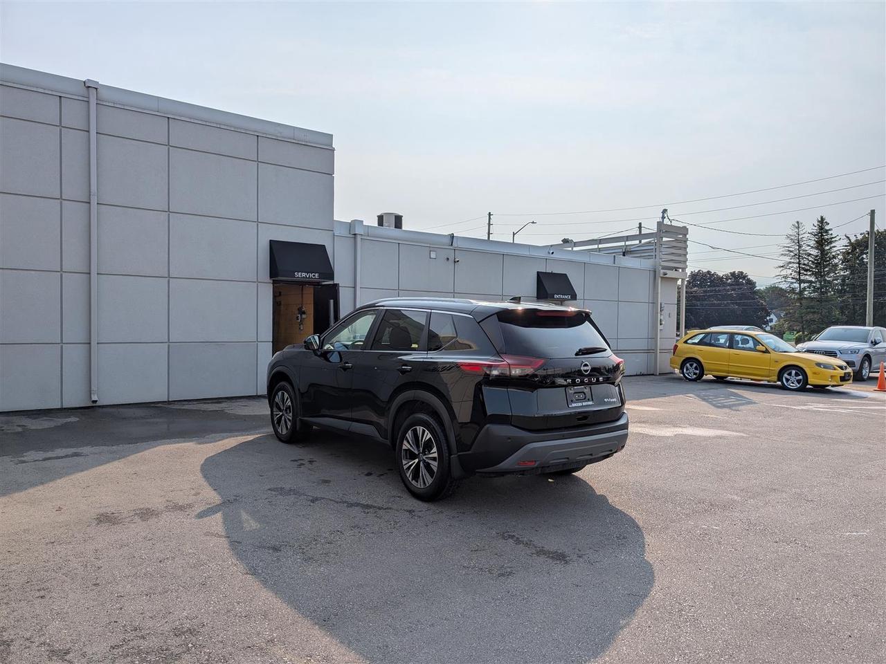 2023 Nissan Rogue SV AWD - PANO ROOF - 360 CAM - TECH FEATS Photo