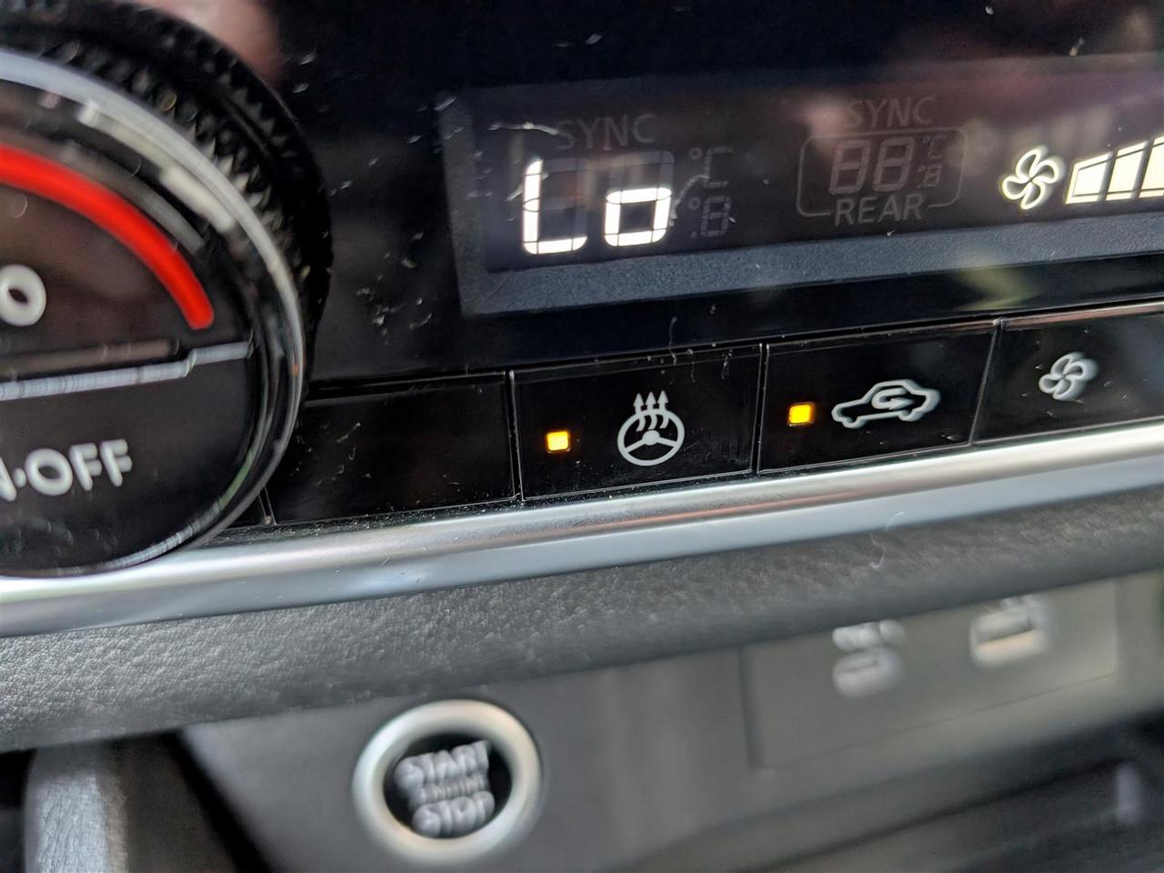 2023 Nissan Rogue SV AWD - PANO ROOF - 360 CAM - TECH FEATS Photo