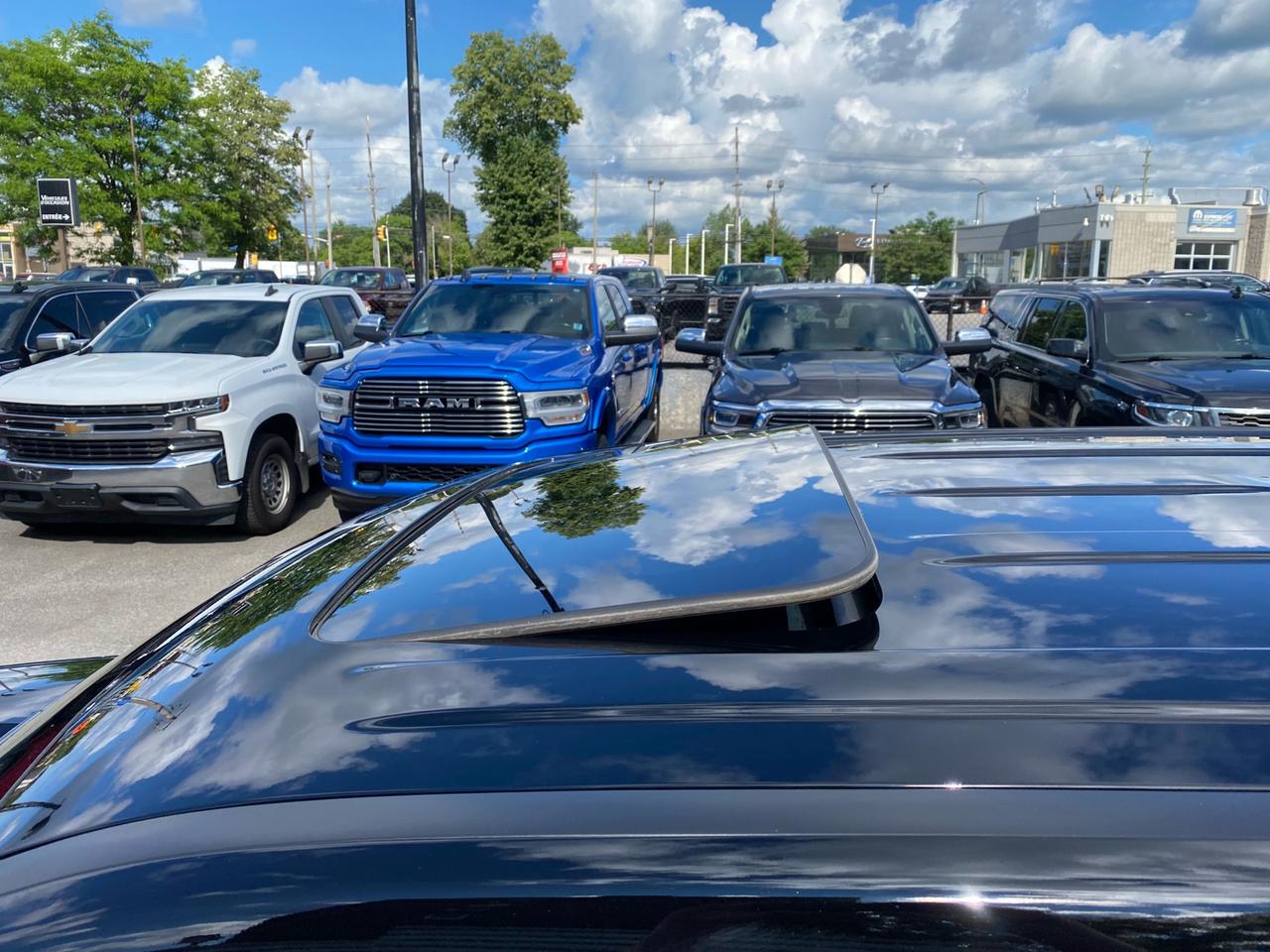2025 Ford Maverick Lariat | Black Edition | NAV | Sunroof | Balance of Ford Warranties Photo