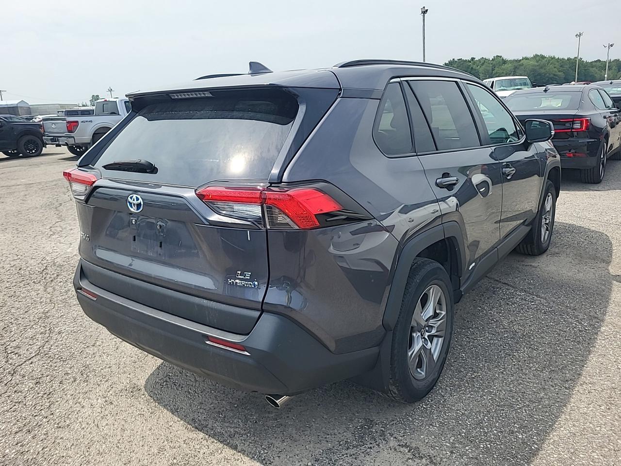 2022 Toyota RAV4 Hybrid HYBRID LE AWD | TOYOTA SERVICED | NO ACCIDENTS Photo3