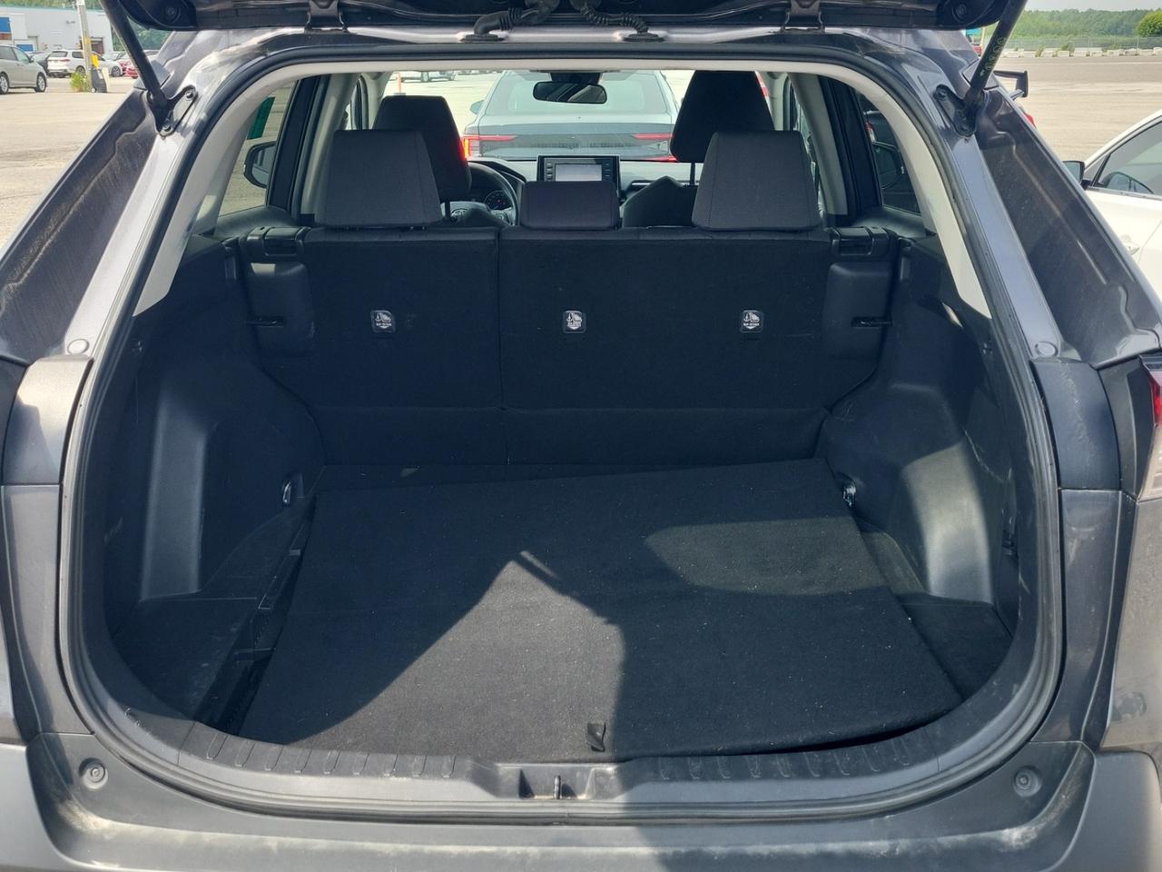 2022 Toyota RAV4 Hybrid HYBRID LE AWD | TOYOTA SERVICED | NO ACCIDENTS Photo