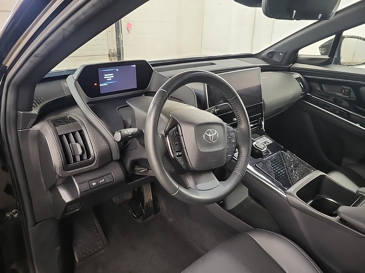 2023 Toyota bZ4X LIMITED | AWD | FULLY LOADED | 1 OWNER | NO ACCIDENTS Photo