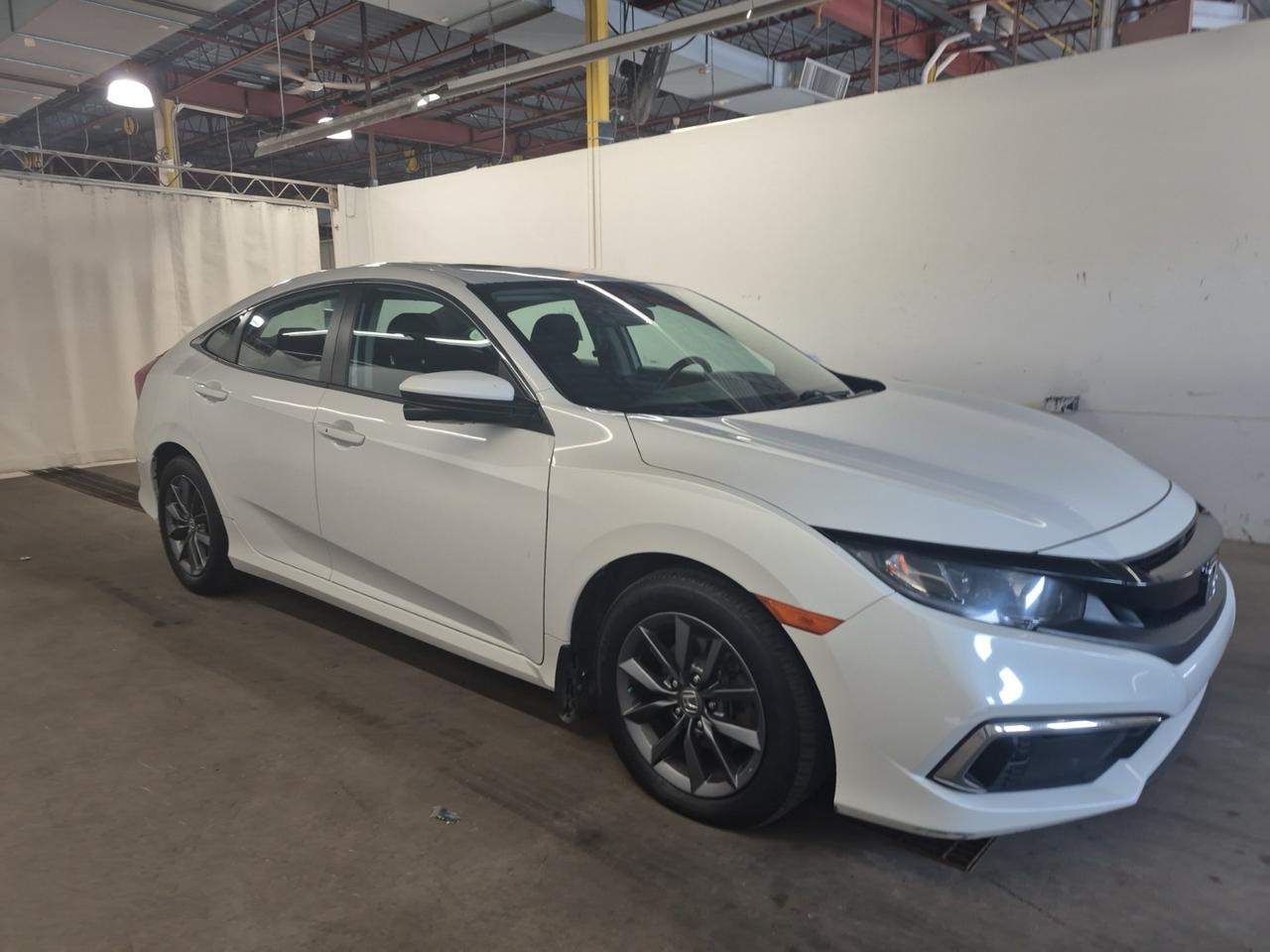 2021 Honda Civic EX | SUNROOF | LANE WATCH | NO ACCIDENTS Photo
