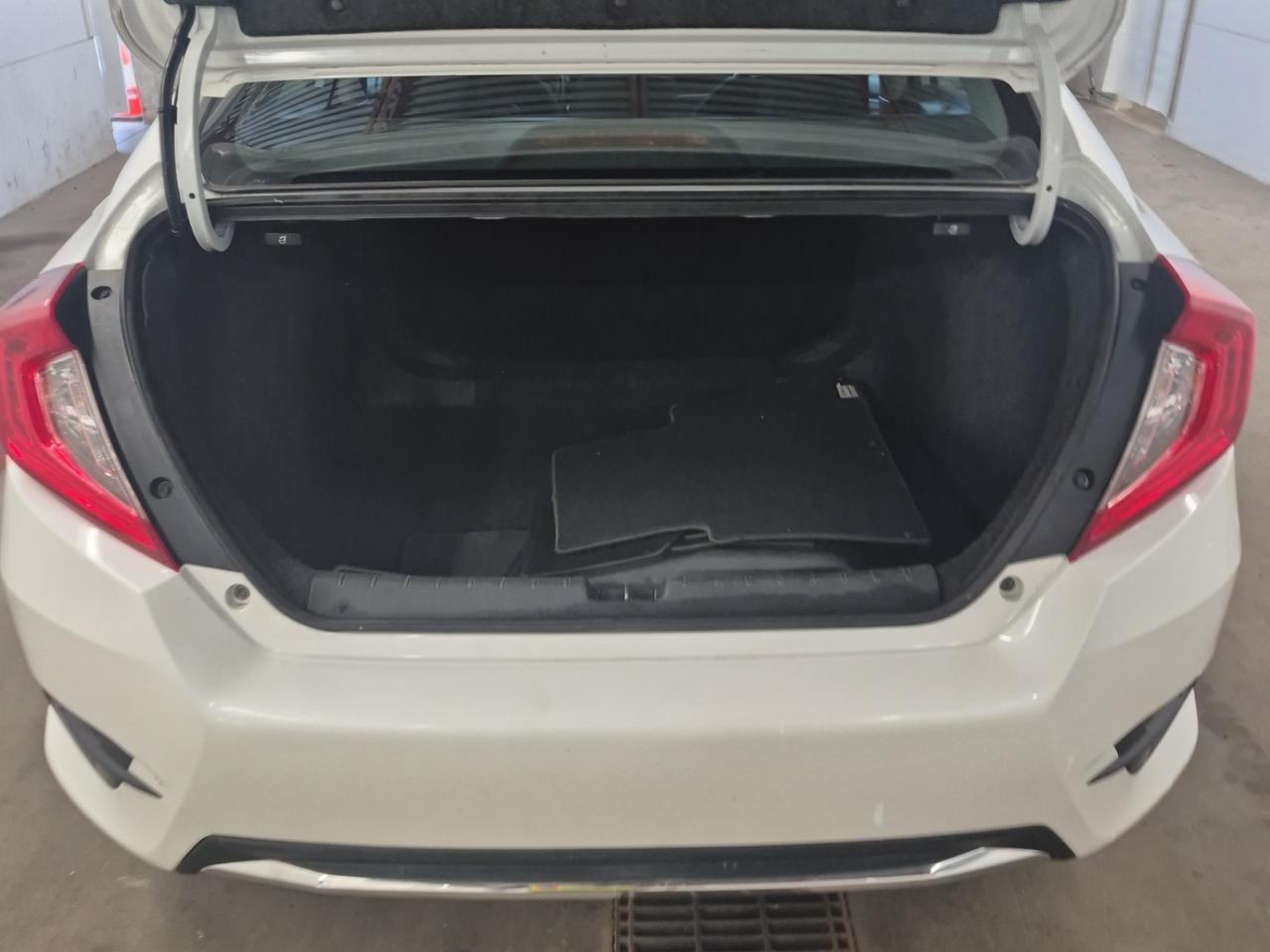 2021 Honda Civic EX | SUNROOF | LANE WATCH | NO ACCIDENTS Photo