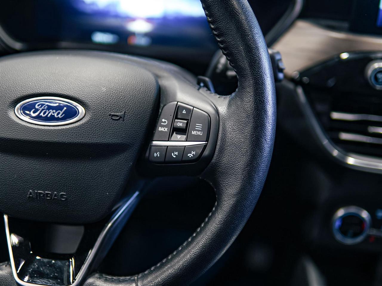2020 Ford Escape TITANIUM AWD | NAV | LTHR | NO ACCIDENTS Photo