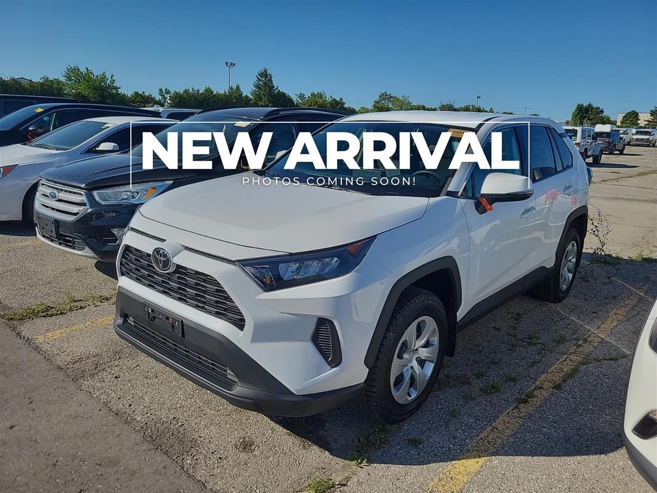 2022 Toyota RAV4 LE AWD | COMPLETE SERVICE HISTORY | NO ACCIDENTS Photo