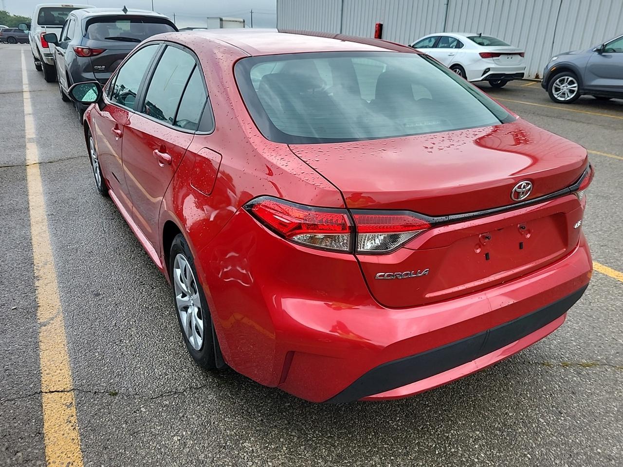 2021 Toyota Corolla LE | BLIND SPOT | HEATED SEATS | NO ACCIDENTS Photo