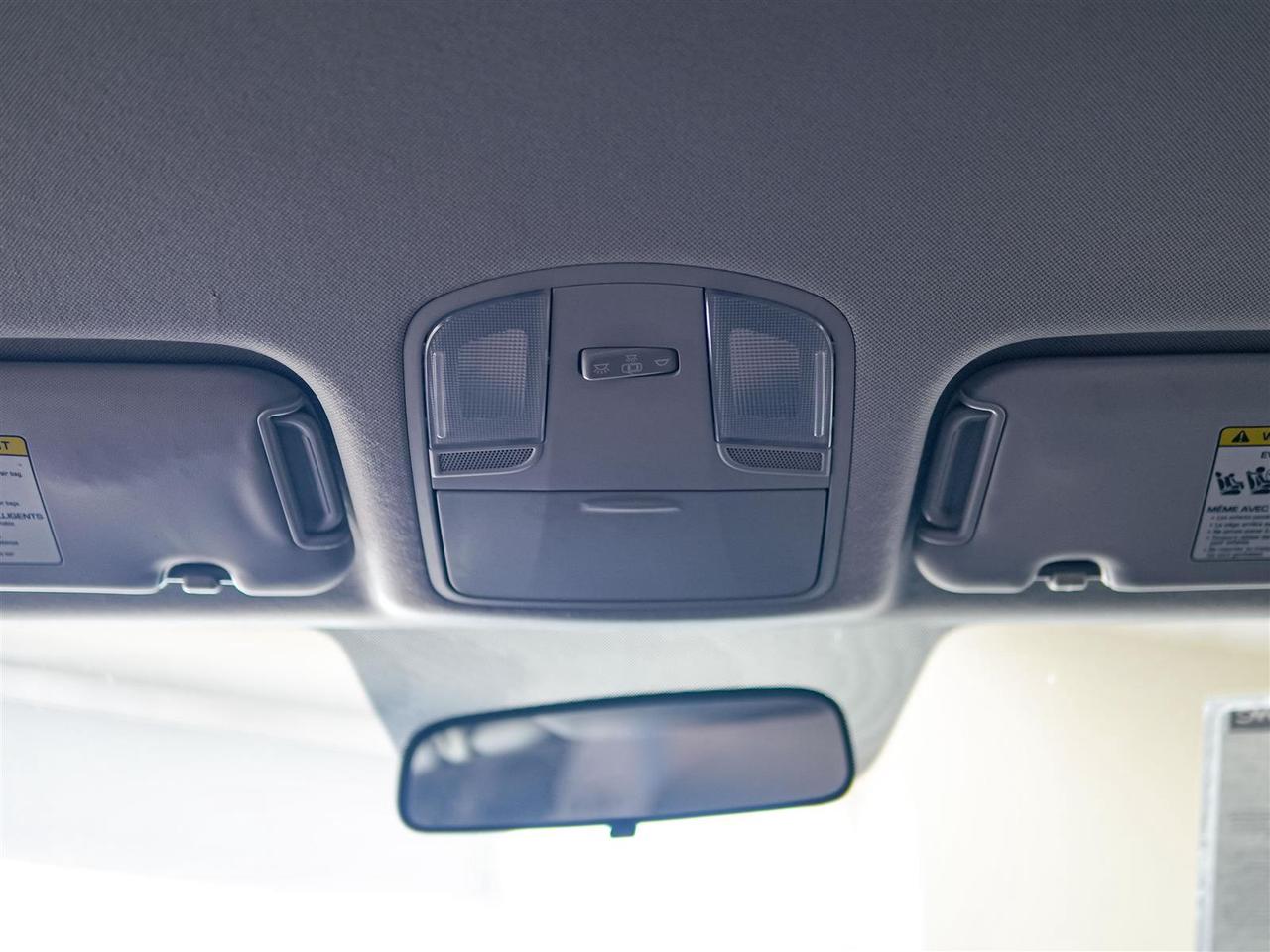 2020 Hyundai Elantra PREFERRED | NO ACCIDENTS | BLIND | HTD STEERING WHEEL Photo