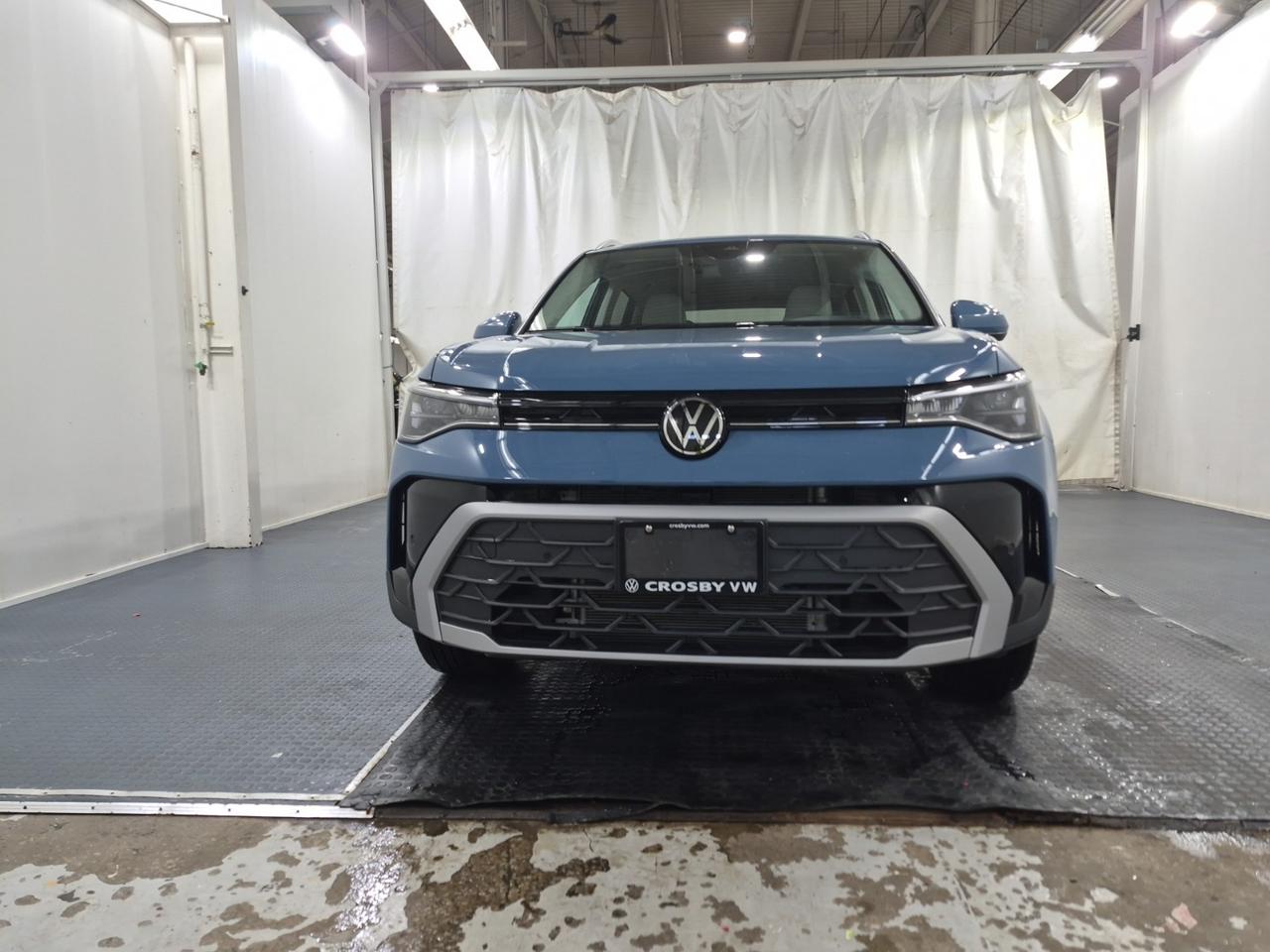 2025 Volkswagen Taos COMFORTLINE | AWD | BLIND SPOT | NO ACCIDENTS Photo