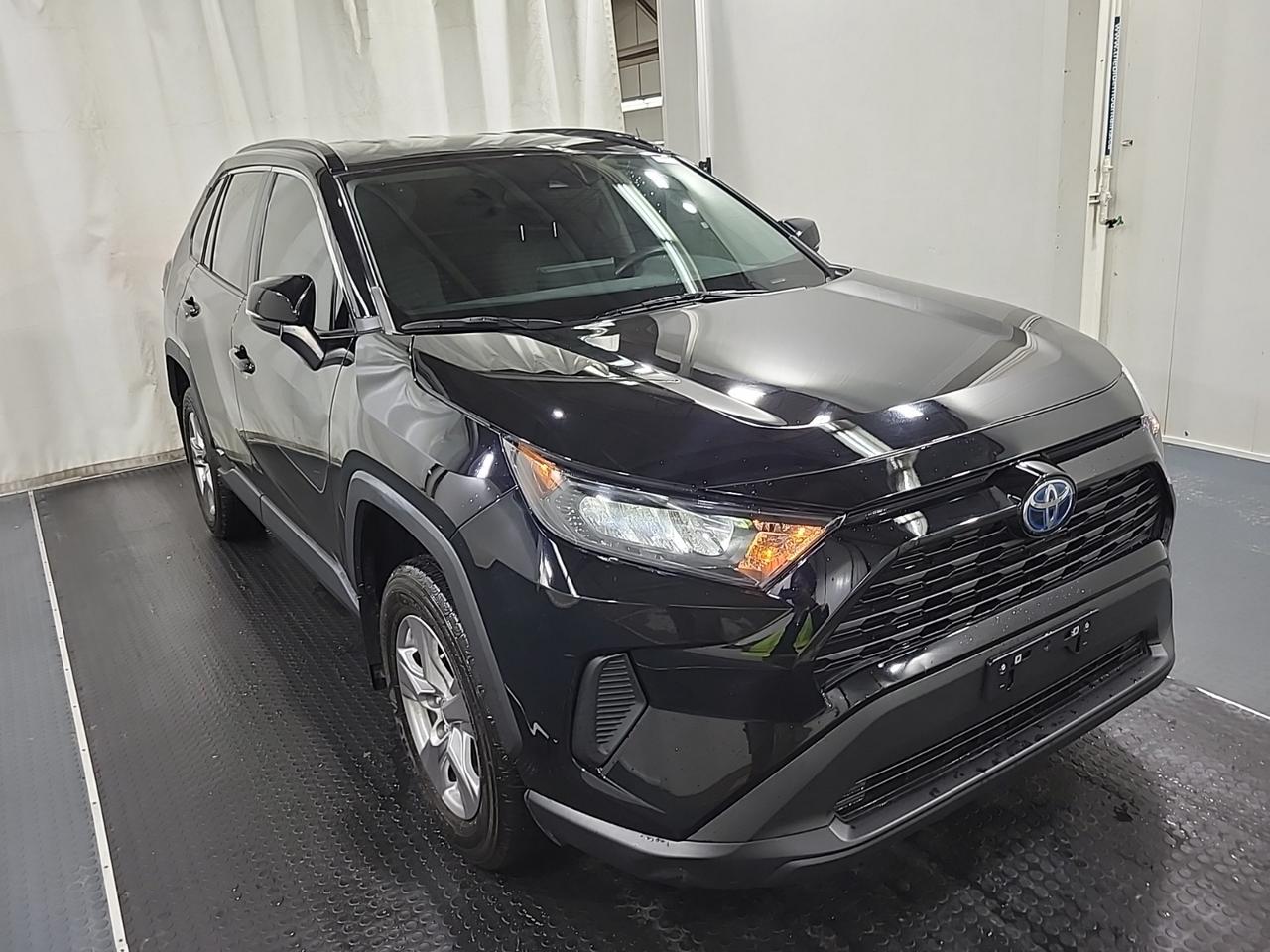 2023 Toyota RAV4 Hybrid LE HYBRID | TOYOTA SERVICED | NO ACCIDENTS Photo2