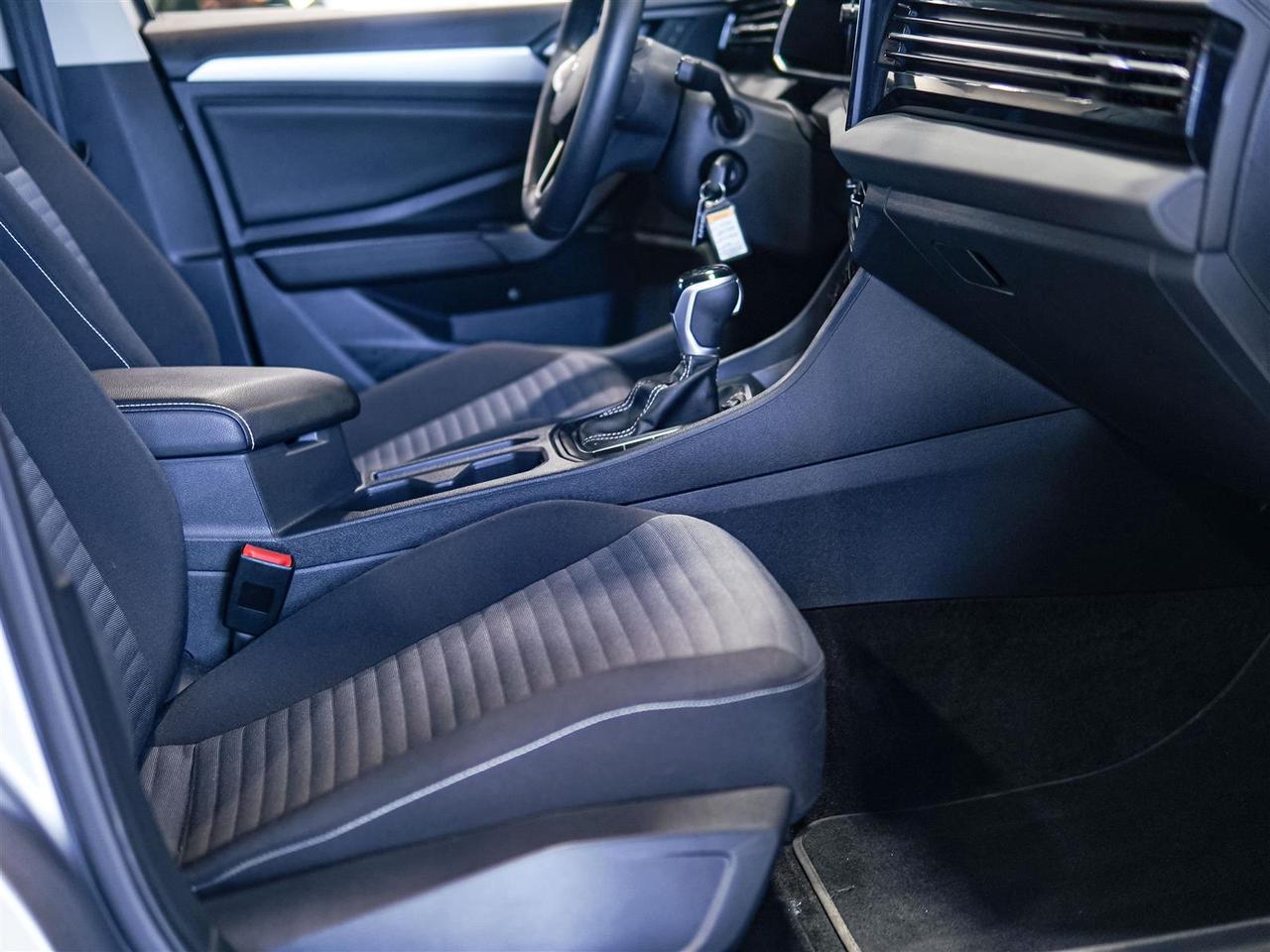 2025 Volkswagen Jetta TRENDLINE | BLIND SPOT | APP CONNECT | NO ACCIDENTS Photo