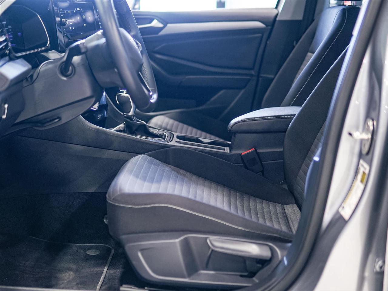 2025 Volkswagen Jetta TRENDLINE | BLIND SPOT | APP CONNECT | NO ACCIDENTS Photo