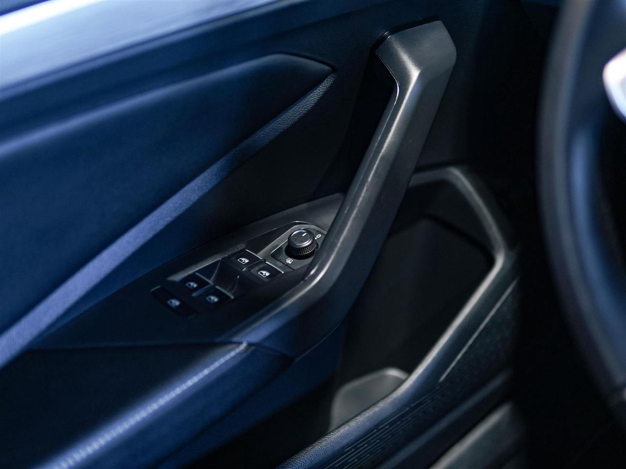 2025 Volkswagen Jetta TRENDLINE | BLIND SPOT | APP CONNECT | NO ACCIDENTS Photo