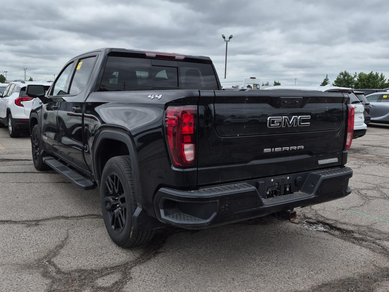 2024 GMC Sierra 1500 ELEVATION CREW CAB | 4X4 | 3.0 DIESEL | LEATHER | BLK PKG Photo