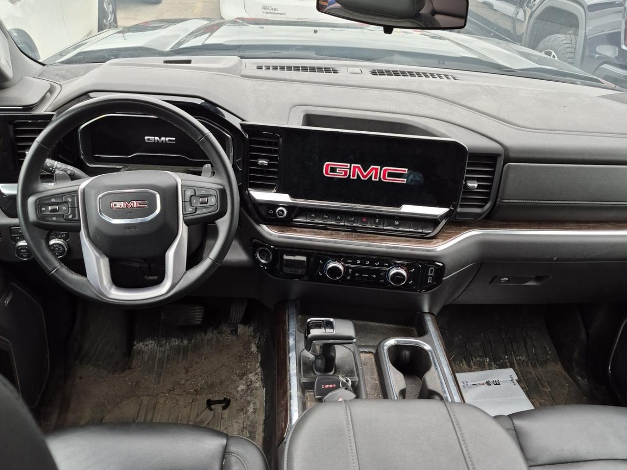 2024 GMC Sierra 1500 ELEVATION CREW CAB | 4X4 | 3.0 DIESEL | LEATHER | BLK PKG Photo