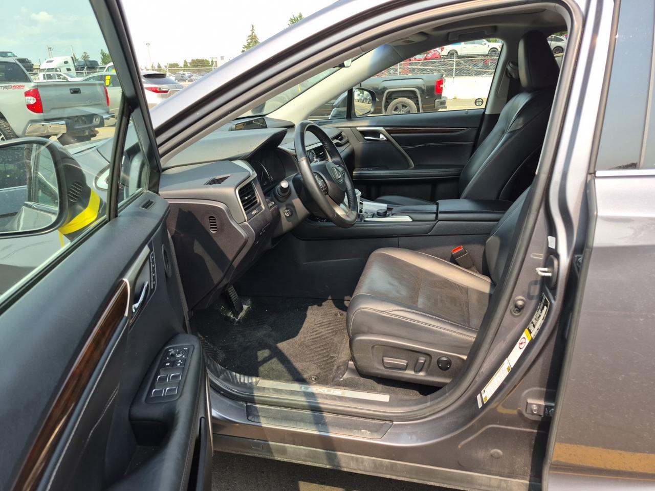 2019 Lexus RX 300 AWD | PREMIUM PKG | SUNROOF | NO ACCIDENTS Photo