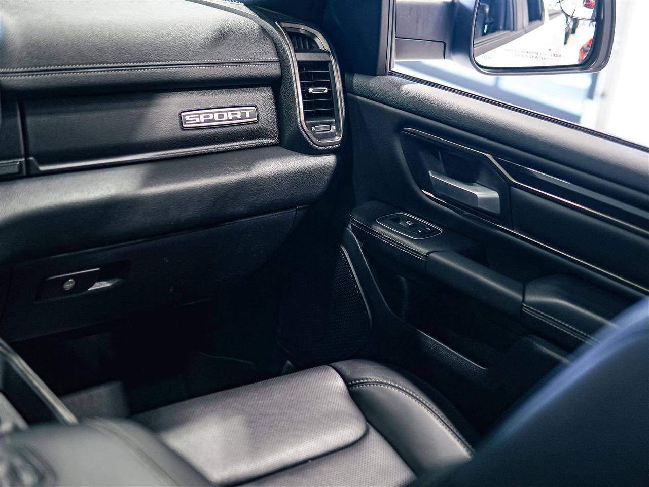 2022 RAM 1500 SPORT 4X4 | 5.7 V8 | LEVEL 2 | SUNROOF | NO ACCIDENTS Photo