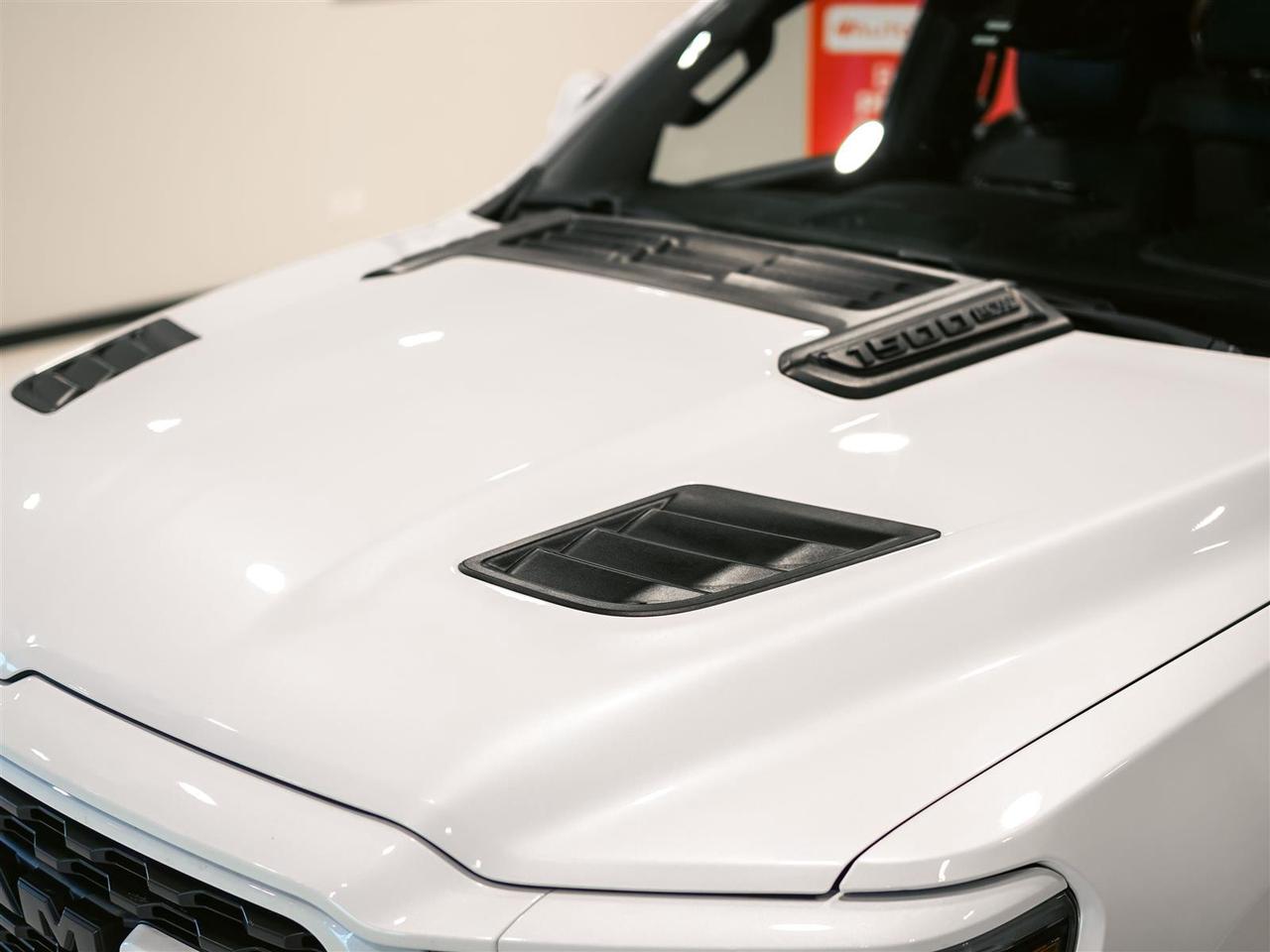 2022 RAM 1500 SPORT 4X4 | 5.7 V8 | LEVEL 2 | SUNROOF | NO ACCIDENTS Photo