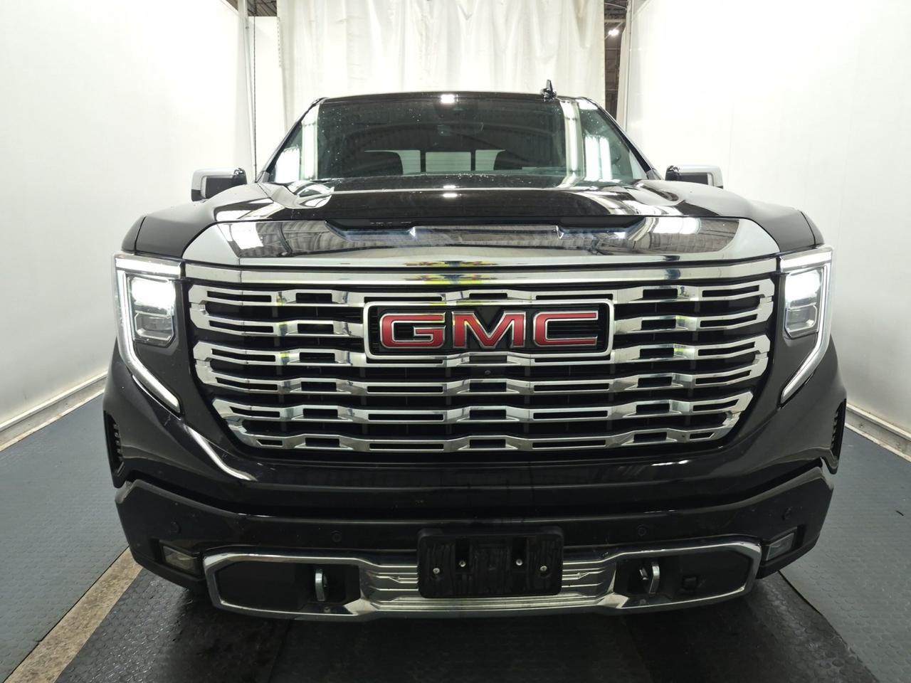 2022 GMC Sierra 1500 DENALI CREW CAB | 4X4 | 5.3 V8 | RESERVE PKG | NO ACCIDENTS Photo