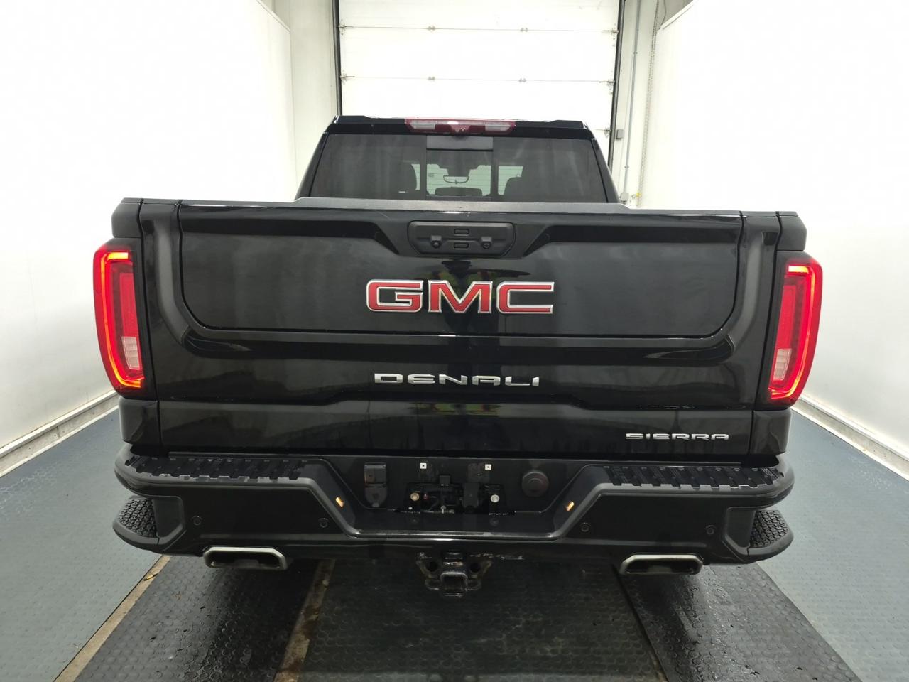 2022 GMC Sierra 1500 DENALI CREW CAB | 4X4 | 5.3 V8 | RESERVE PKG | NO ACCIDENTS Photo
